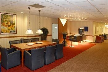 Golden Tulip Velp Hotel 4*