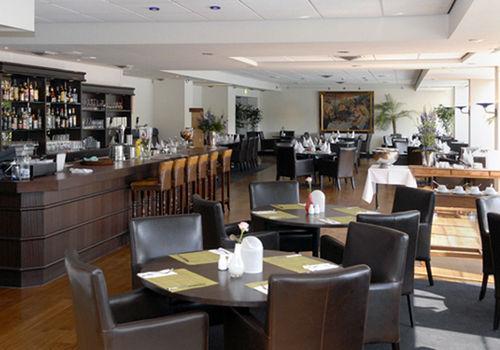 Hotel Golden Tulip Velp 4*